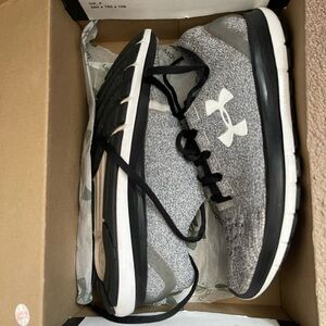 Under Armour Speedform Slingride sneakers size 7